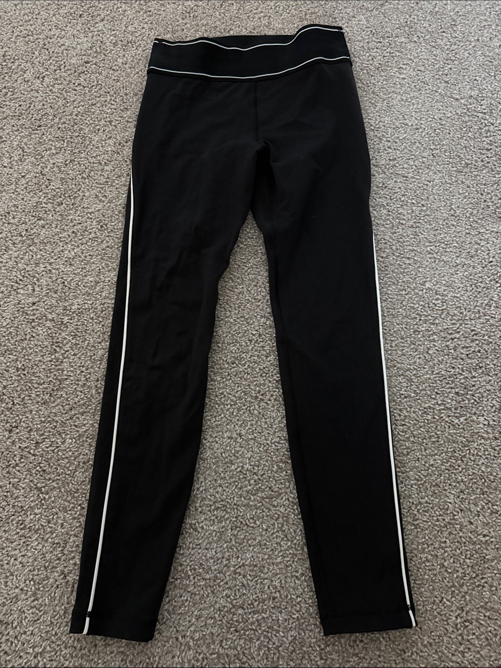 Aritzia Life Tiebreak Hi-Rise 26” Leggings